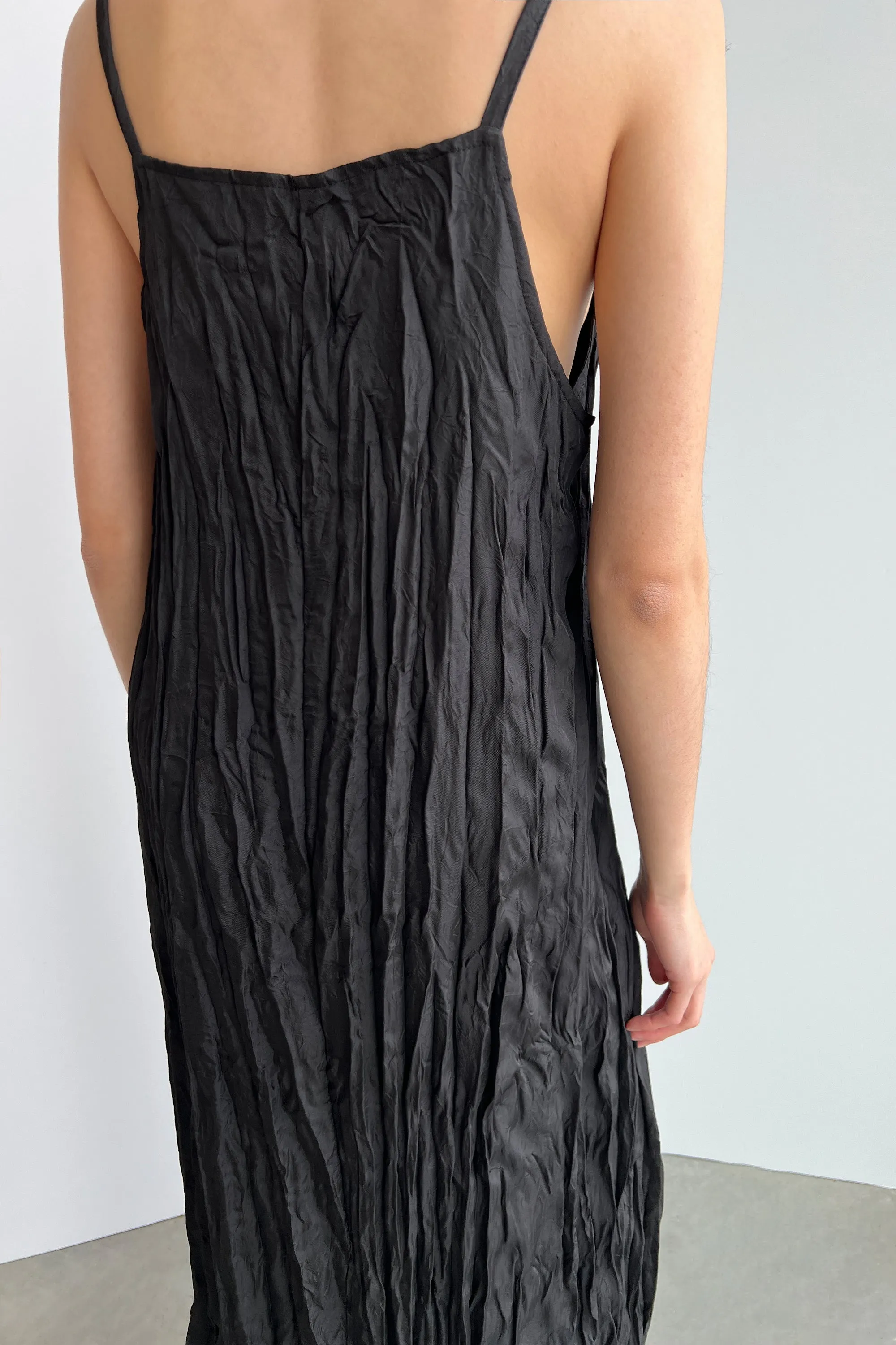 CRINKLED MIDI DRESS